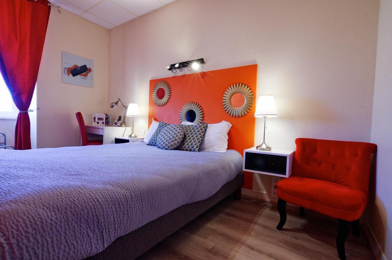 Logis Hotel Le Bocage Montmarault Exterior foto
